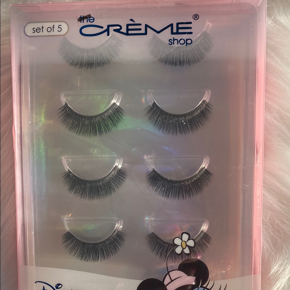 New in box Disney Wispy Fantasy Lash Set by The Crème Shop - Picture 3 of 6